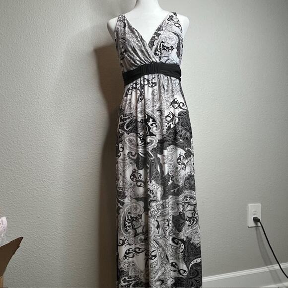 Soma Sleeveless V-Neck Maxi Empire Dress Heirloom Paisley Black Size Small - Picture 3 of 11